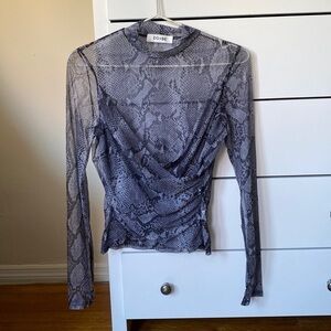 DO+BE Snakeskin mock neck mesh long sleeve, grey, size L